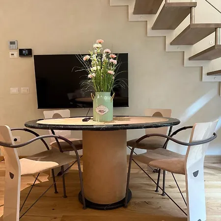 Casa Cialdini 14 Apartment *